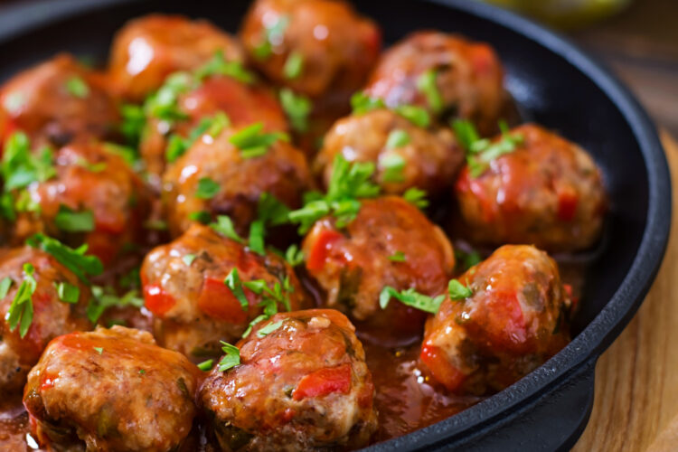Juicy Homemade Italian Meatballs