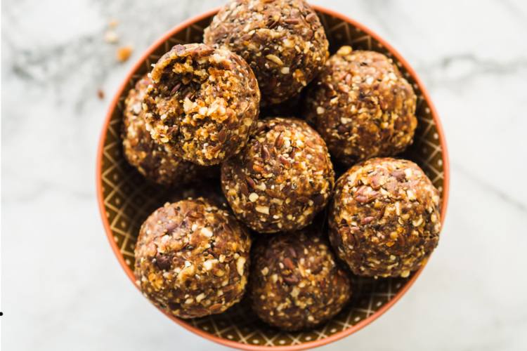 Quick Peanut Butter Protein Energy Bites