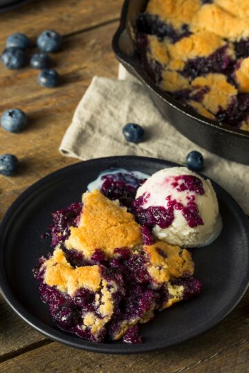 Simple Blueberry Cobbler with Fresh Berries